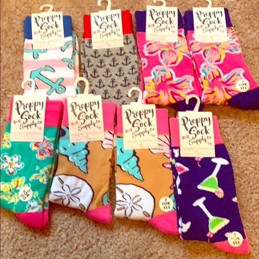 Simply Southern midlength sock bundle. NW